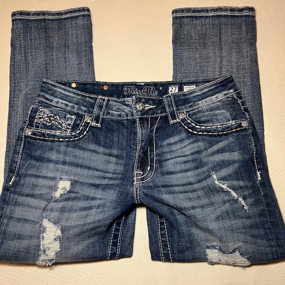 Miss Me Boyfriend Cropped Straight Capri Jeans‎ 27 Distressed Rhinestone